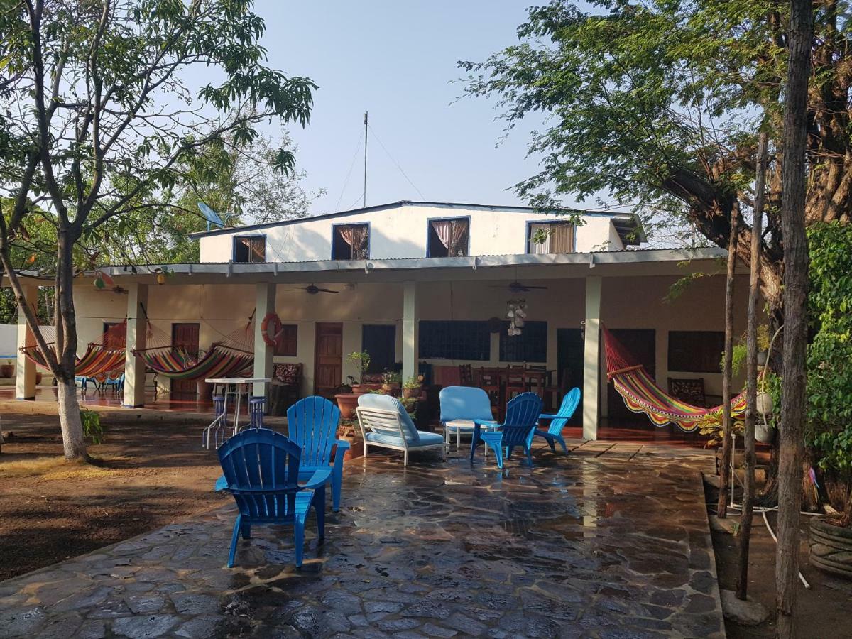 Tapihouse Hostel Las Penitas Ngoại thất bức ảnh